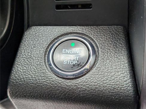 Used 2021 Ford F250 Limited image 28