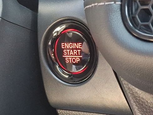 Certified 2024 Honda HR-V EX-L image 23