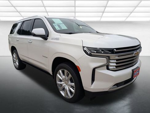 Used 2021 Chevrolet Tahoe High Country AWD/4WD image 1