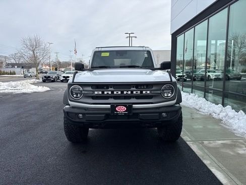 Used 2023 Ford Bronco Big Bend w/ Sasquatch Package image 7