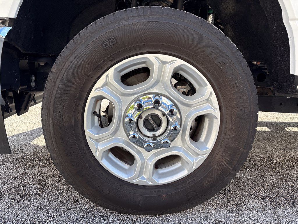 Certified 2026 Ford F250 XLT AWD/4WD image 15