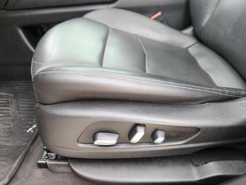 Used 2020 Cadillac XT5 Premium Luxury image 21