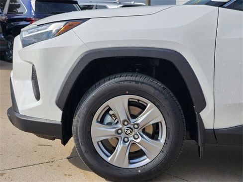 New 2025 Toyota RAV4 LE image 5