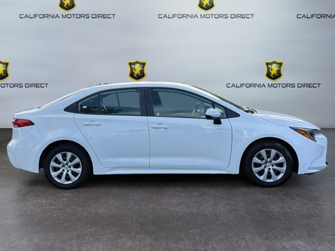 Used 2024 Toyota Corolla LE image 6