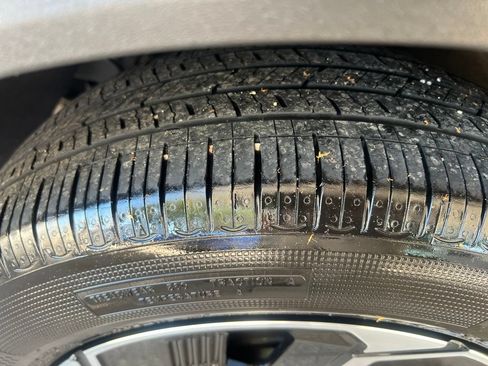 Certified 2024 Kia Niro EX FWD image 43