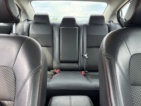 Used 2025 Nissan Altima 2.5 SR FWD image 24