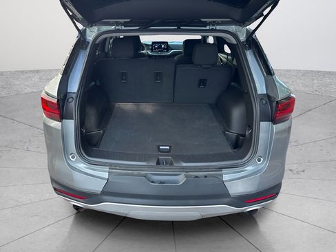 Used 2025 Chevrolet Blazer LT FWD image 32