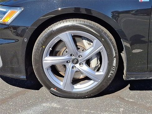 Used 2024 Audi A6 Premium Plus image 8