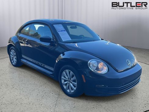 Used 2013 Volkswagen Beetle 2.5 image 8