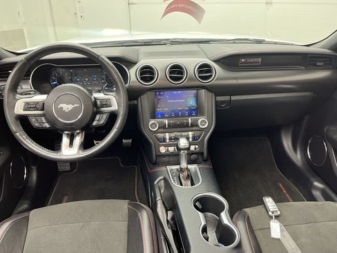 Certified 2019 Ford Mustang GT Premium w/ Equipment Group 401A RWD image 4