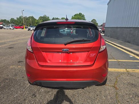 Used 2019 Ford Fiesta SE w/ Cold Weather Package FWD image 7