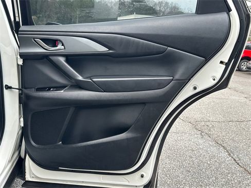 Used 2021 MAZDA CX-9 Touring image 16