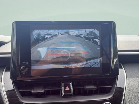 Used 2024 Toyota Corolla LE FWD image 16
