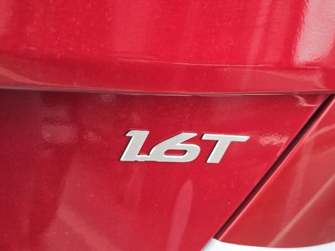 New 2026 Hyundai Kona Limited image 8