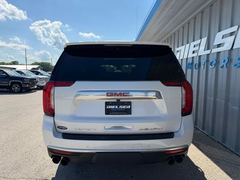 Used 2022 GMC Yukon Denali AWD/4WD image 7