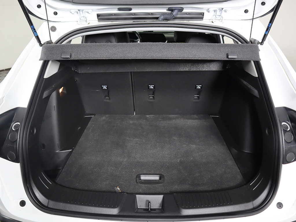 Used 2024 Chevrolet Trax LT w/ LT Convenience Package FWD image 18