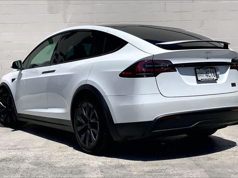 Used 2022 Tesla Model X Plaid AWD/4WD image 4