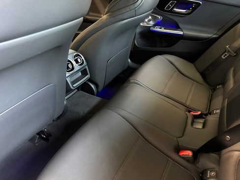 New 2025 Mercedes-Benz C 300 4MATIC Sedan image 14