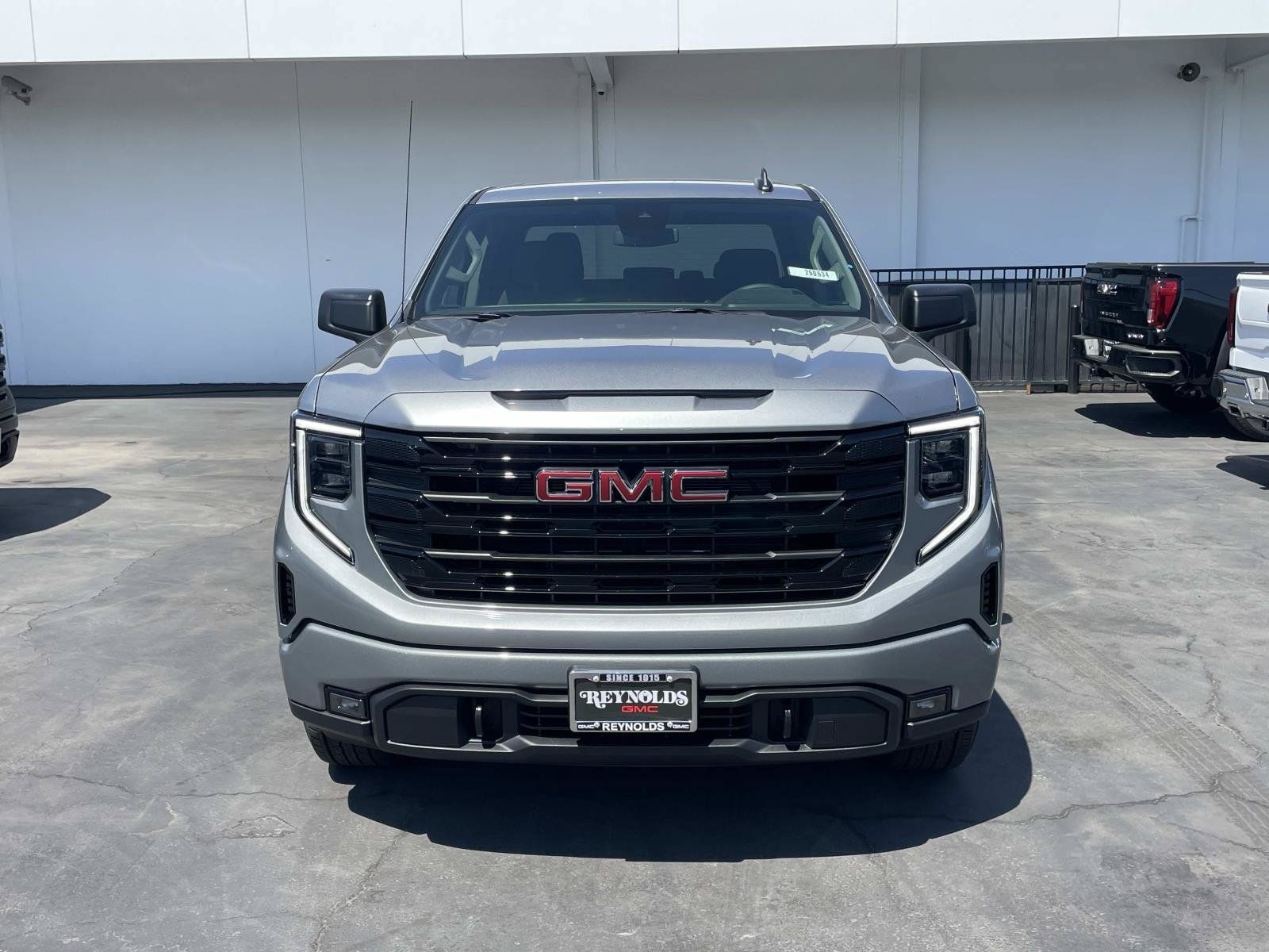 New 2026 GMC Sierra 1500 Elevation AWD/4WD image 2