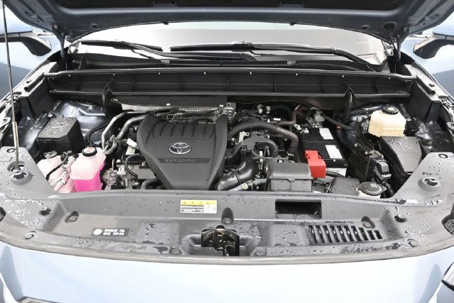 Used 2024 Toyota Highlander XLE AWD/4WD image 26