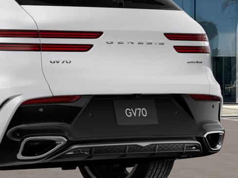 Certified 2026 Genesis GV70 3.5T Sport Prestige image 15