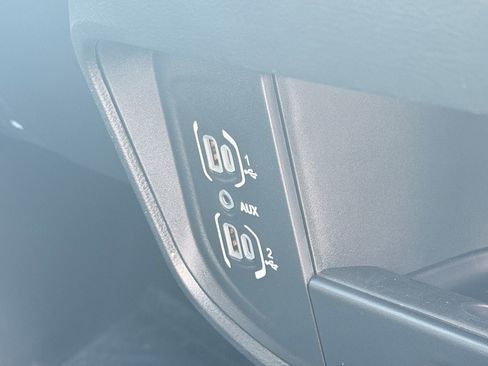 New 2026 RAM 2500 Tradesman AWD/4WD image 18