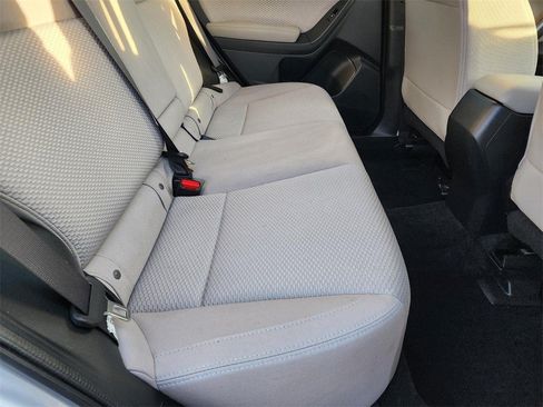 Used 2018 Subaru Forester 2.5i Premium AWD/4WD image 17