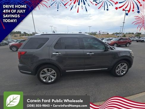 Used 2018 Ford Explorer Limited AWD/4WD image 6