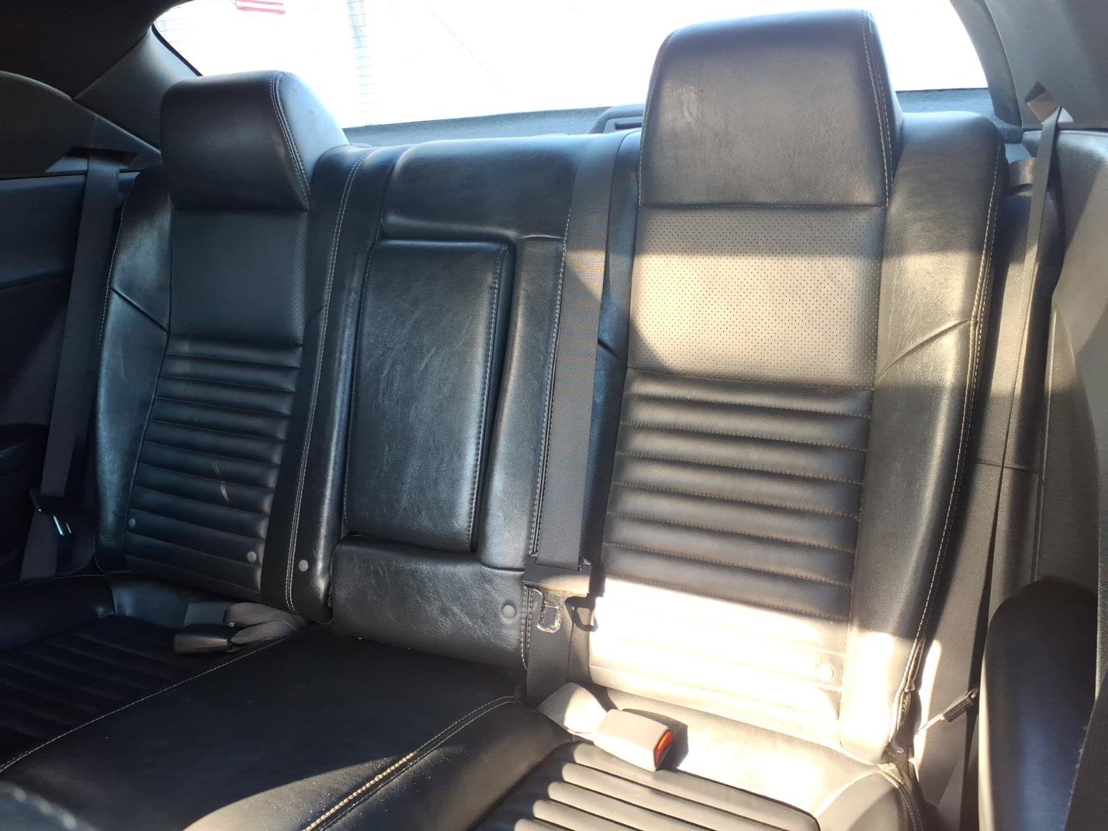Used 2009 Dodge Challenger R/T RWD image 10