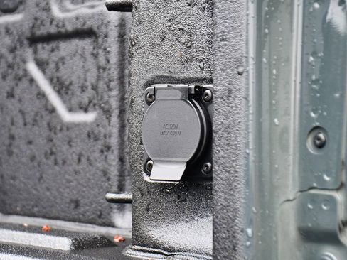 Used 2026 Chevrolet Silverado 2500 ZR2 image 19