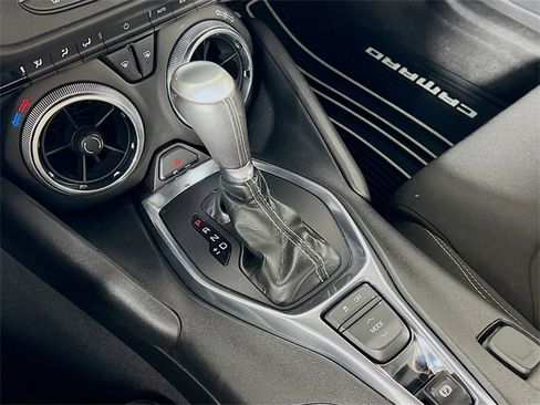Used 2019 Chevrolet Camaro LT w/ RS Package image 21