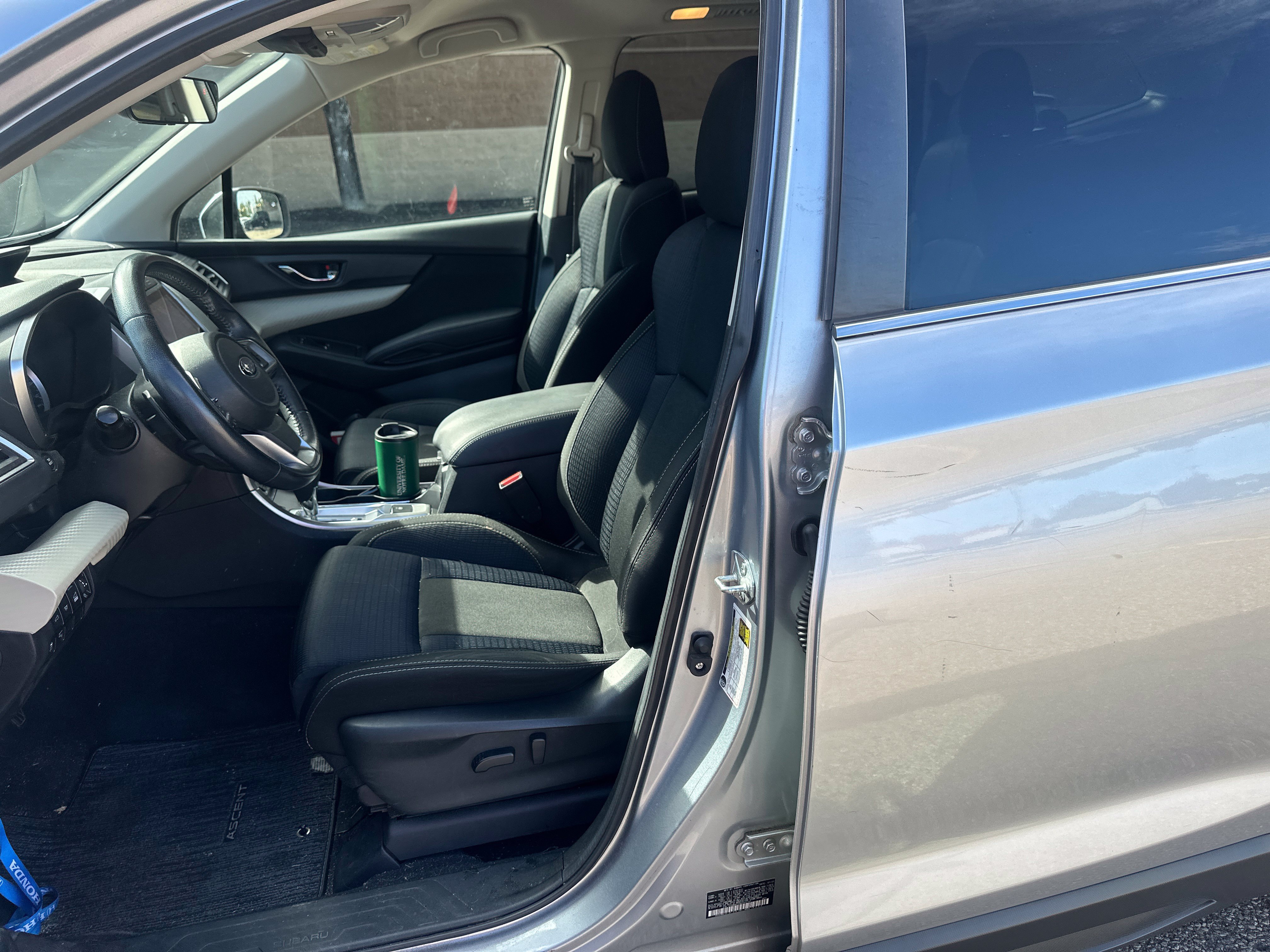 Used 2021 Subaru Ascent Premium w/ Convenience Package AWD/4WD image 3