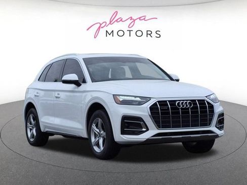 Used 2023 Audi Q5 2.0T Premium w/ Convenience Package AWD/4WD image 3