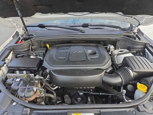 Used 2020 Jeep Grand Cherokee Limited w/ Luxury Group II image 35