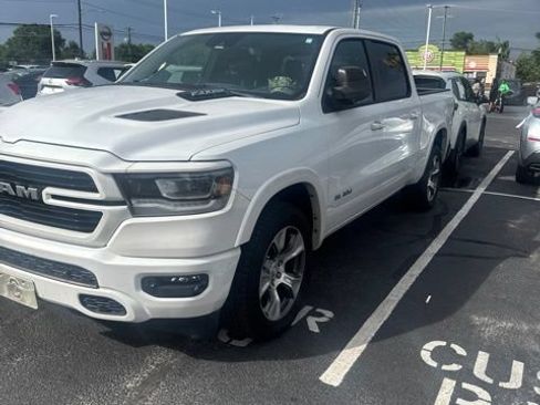 Used 2021 RAM 1500 Laramie AWD/4WD image 3