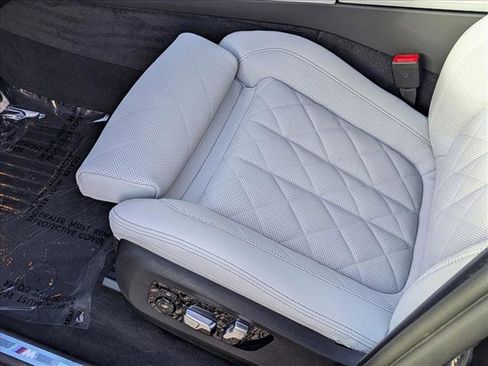 New 2026 BMW X5 xDrive40i w/ M Sport Package image 4