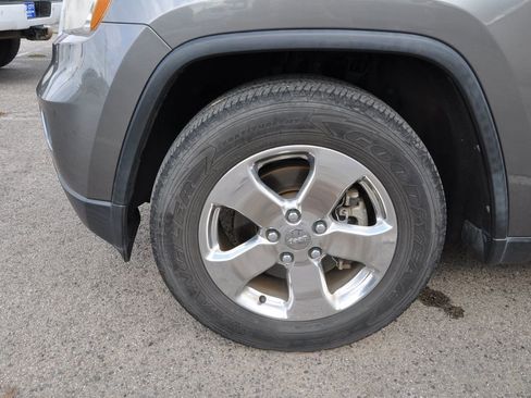 Used 2013 Jeep Grand Cherokee Limited image 9