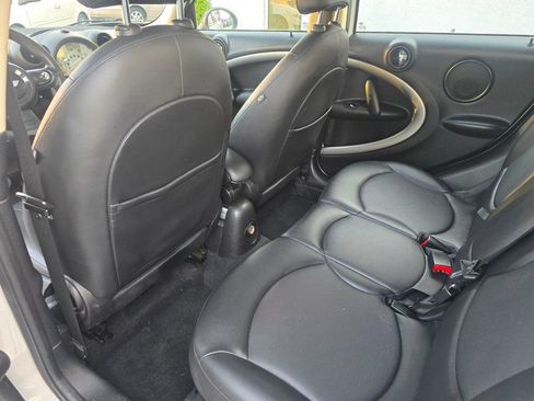 Used 2012 MINI Cooper Countryman FWD image 11