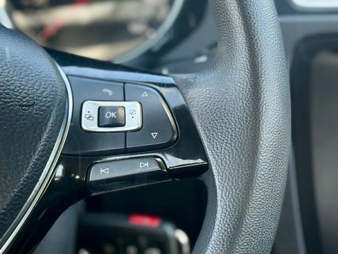 Used 2017 Volkswagen Jetta S image 17