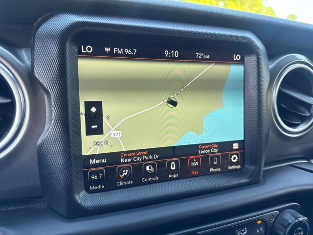 Used 2020 Jeep Wrangler Unlimited Sahara AWD/4WD image 21