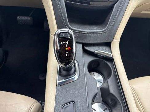 Used 2019 Cadillac XT5 Luxury FWD image 15