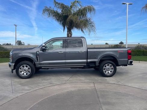 New 2026 Ford F250 Lariat w/ Lariat Ultimate Package image 2