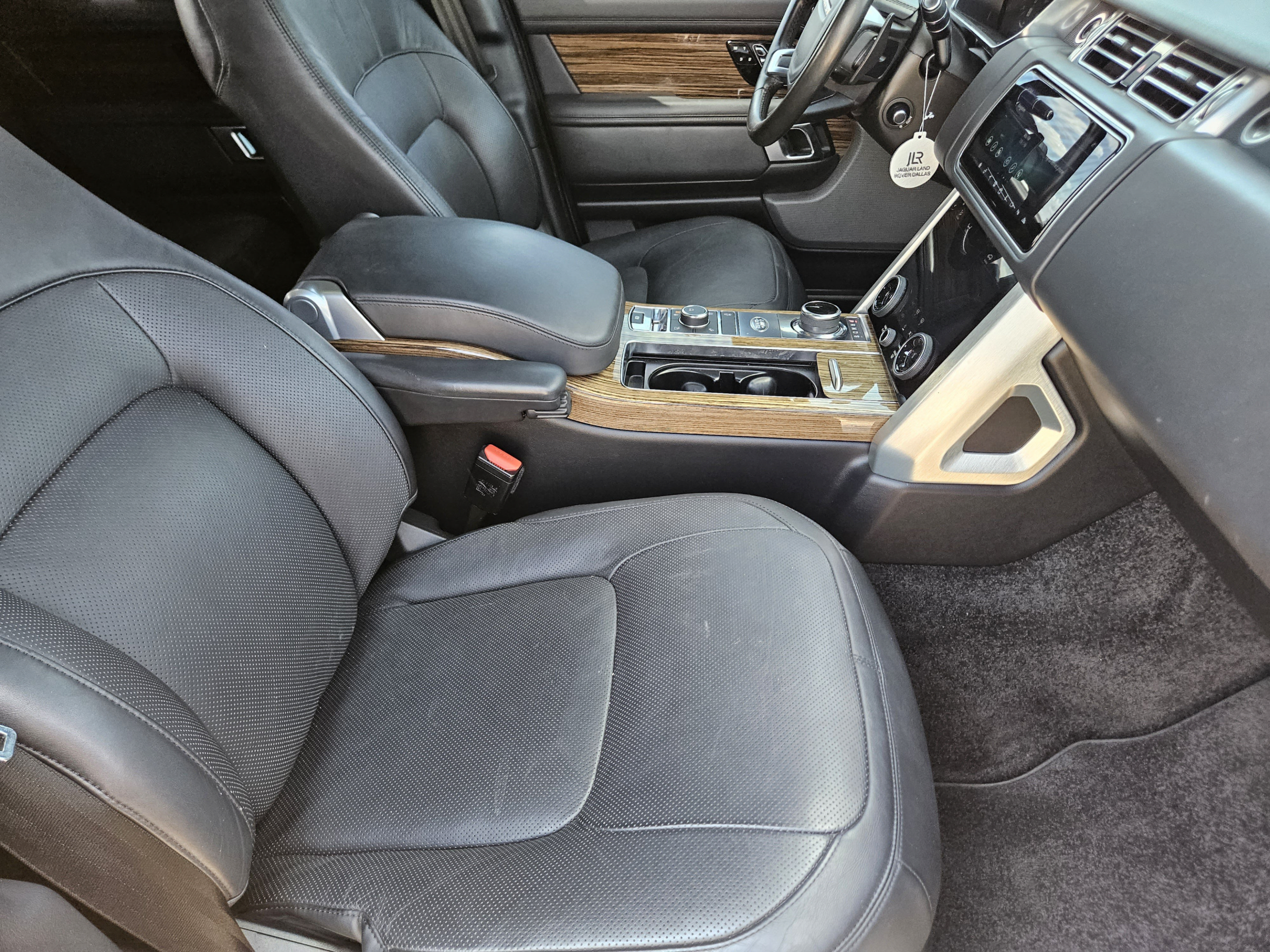 Used 2018 Land Rover Range Rover HSE AWD/4WD image 6