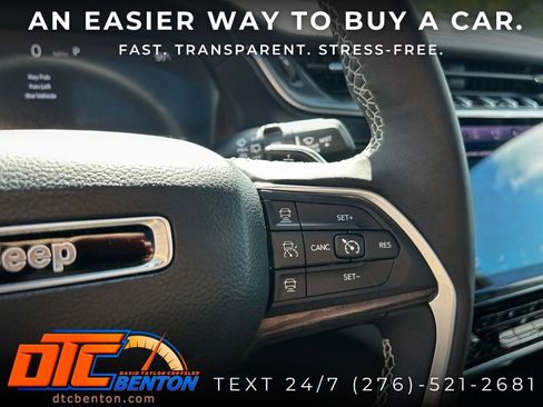 Used 2025 Jeep Grand Cherokee L Limited w/ Luxury Tech Group II AWD/4WD image 16