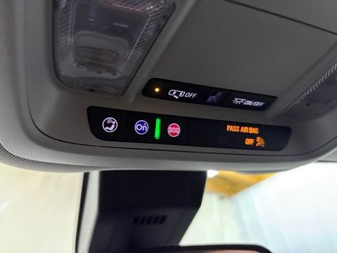Used 2020 Chevrolet Equinox LT AWD/4WD image 35