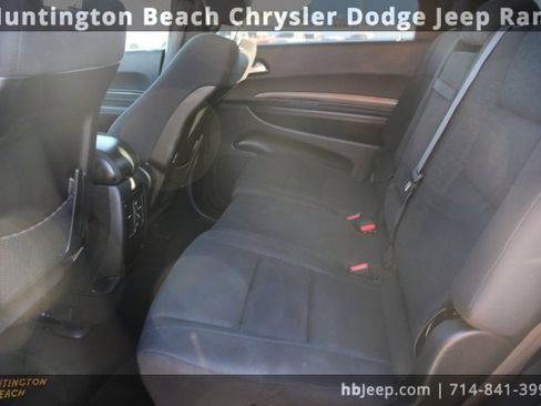 Used 2023 Dodge Durango SXT image 37