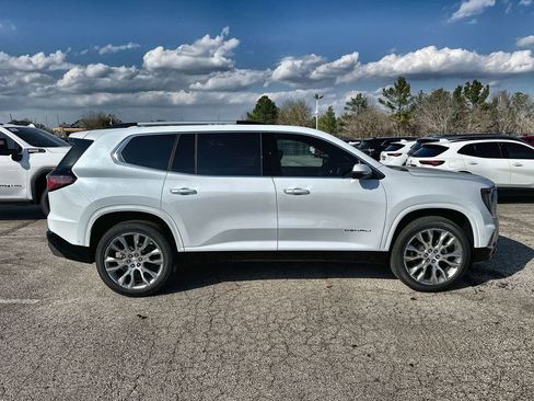 New 2026 GMC Acadia Denali w/ Super Cruise Package FWD image 10