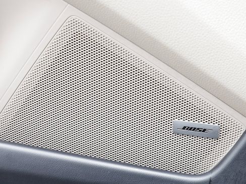 Used 2025 Porsche 911 Carrera image 16