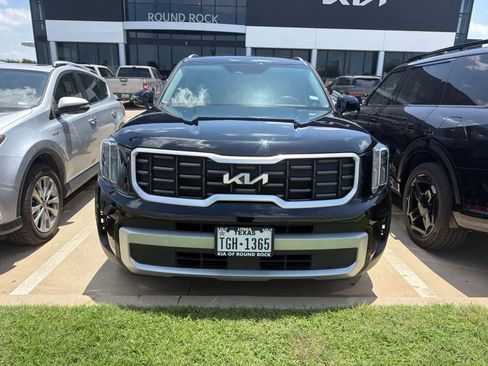 Certified 2024 Kia Telluride S w/ S Sunroof Package AWD/4WD image 2