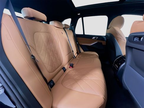 New 2026 BMW X5 xDrive40i w/ M Sport Package image 29